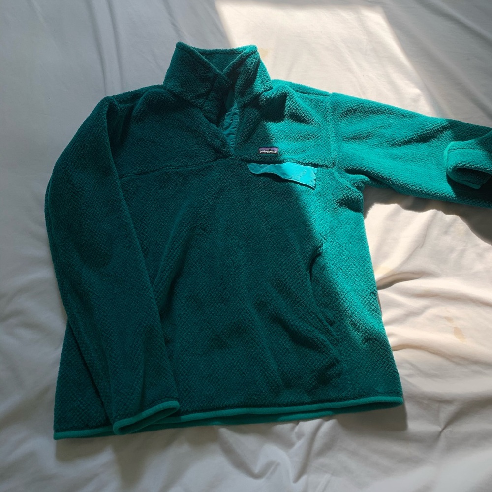 Patagonia large snap pullover women’s size large
